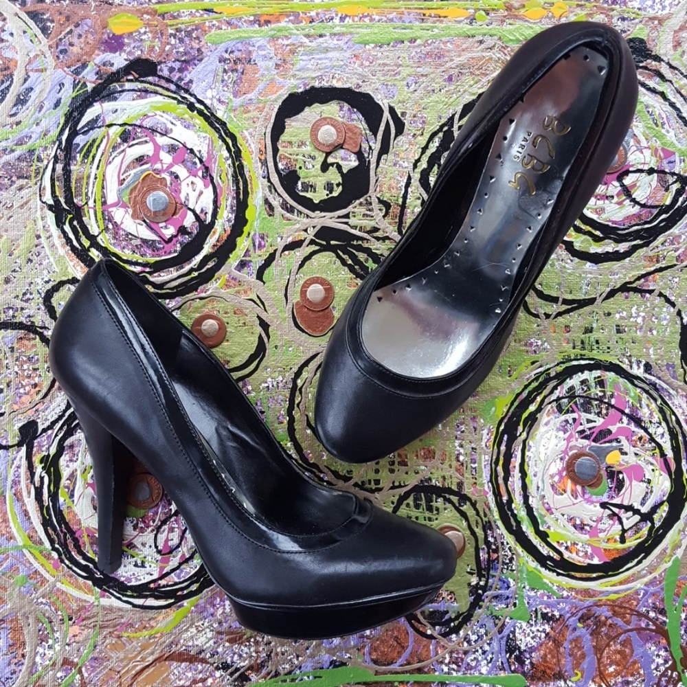 BCBG platform heels